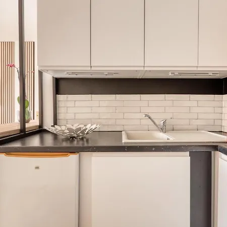 Appartamento Neuf Bord De - Piscine - Tennis - Boulodrome Dans La Résidence Le Lavandou