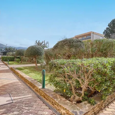 Neuf Bord De - Piscine - Tennis - Boulodrome Dans La Résidence Appartamento Le Lavandou