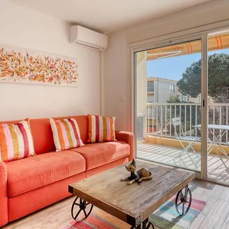 Appartamento Neuf Bord De - Piscine - Tennis - Boulodrome Dans La Résidence Le Lavandou