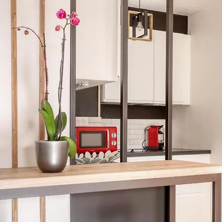 Neuf Bord De - Piscine - Tennis - Boulodrome Dans La Résidence *