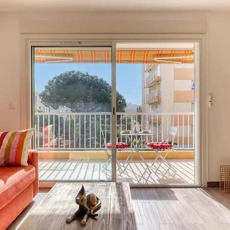 Neuf Bord De - Piscine - Tennis - Boulodrome Dans La Résidence Le Lavandou