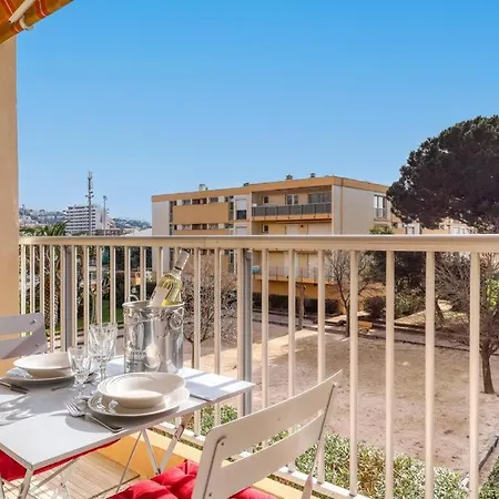 Neuf Bord De - Piscine - Tennis - Boulodrome Dans La Résidence * Le Lavandou